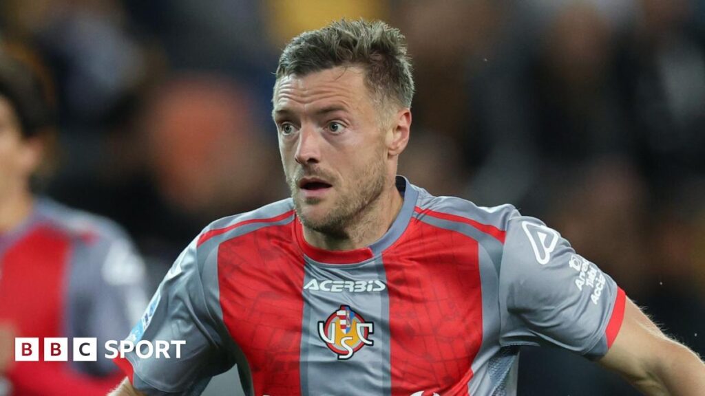 Jamie Vardy: Former Leicester and England striker Jamie Vardy leaves Cremonese