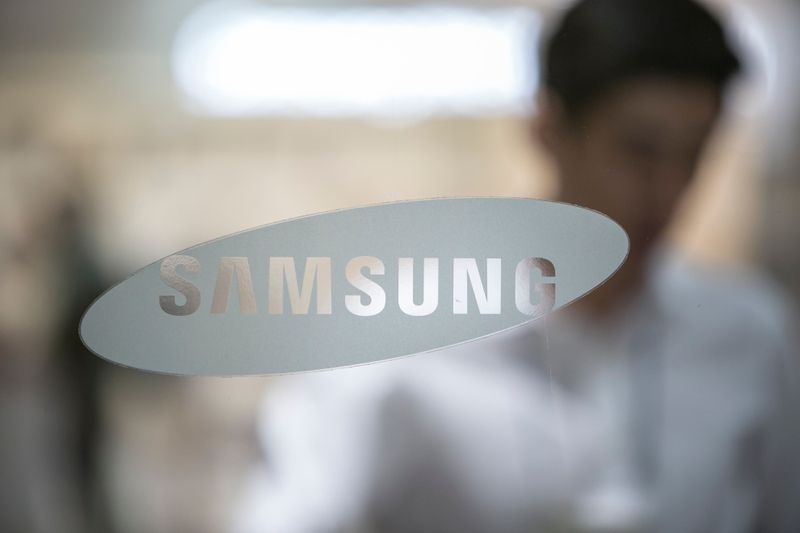 Samsung Electronics and its South Korean union resume pay talks as strike risks loom