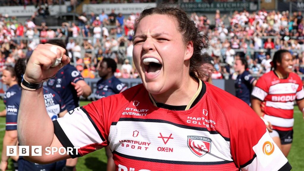 Sarah Beckett: England forward joins Sale Sharks