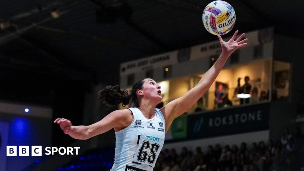 Netball Super League: Birmingham Panthers beat Leeds Rhinos to avoid finishing bottom