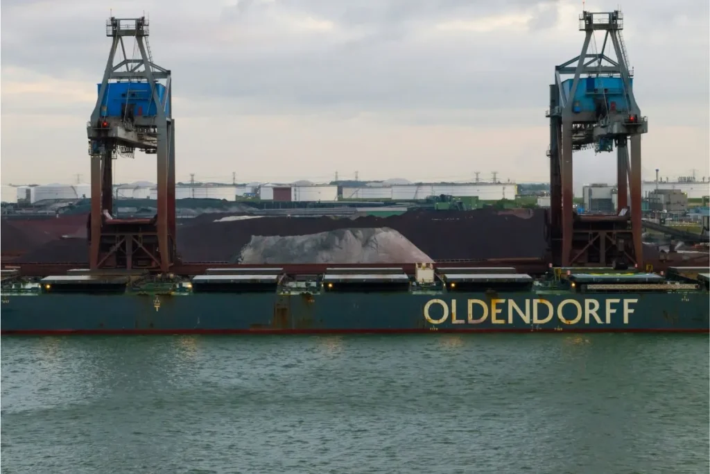 April bulk exports soared 12.2%