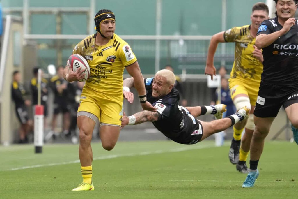 ‘It’s not a retirement thing, he wants to win trophies,’ says Dobson