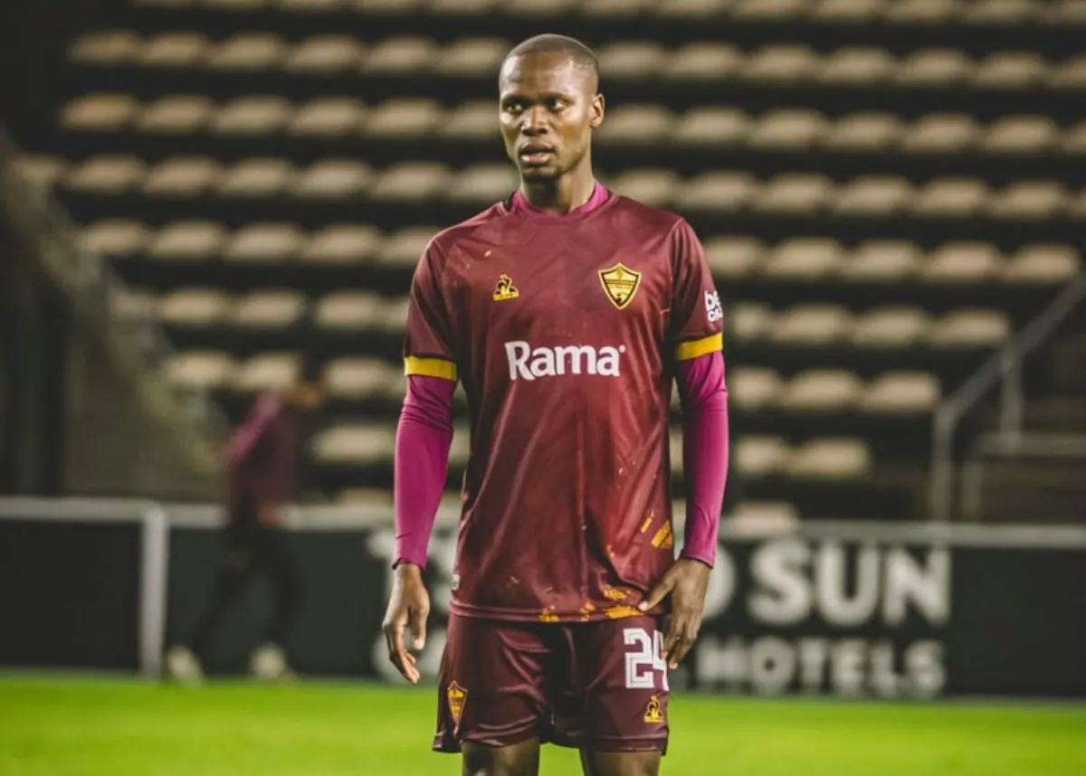 Transfer news: Kaizer Chiefs’ first signing, Sipho Mbule update
