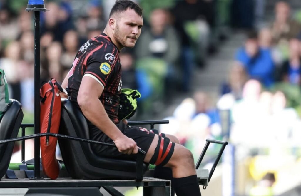 Lions loosie goes under the knife