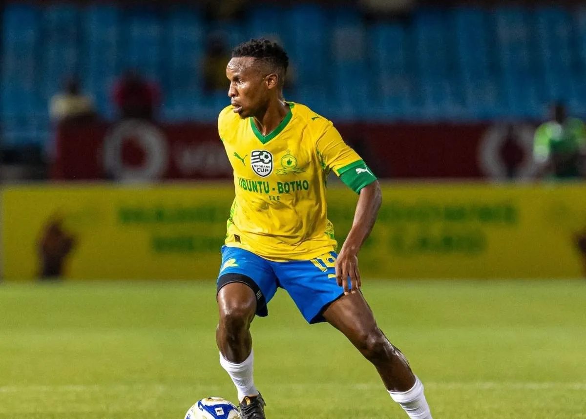 Zwane tells Sundowns squad how they can be remembered