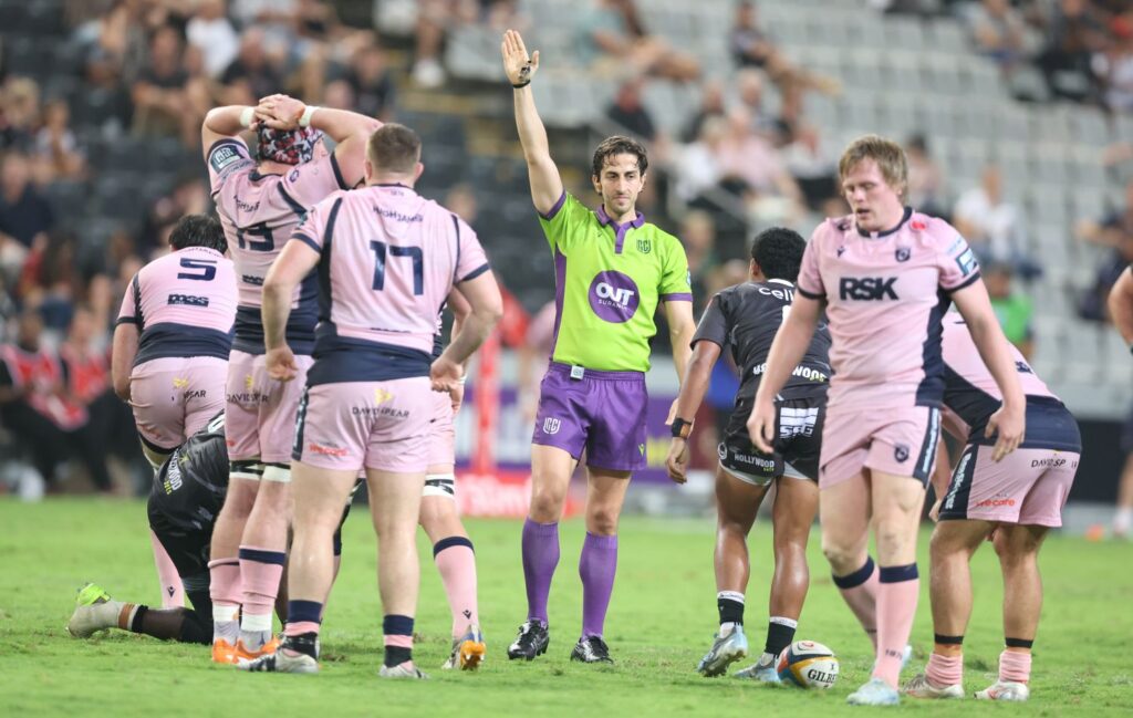 Tappe warns players over referee abuse