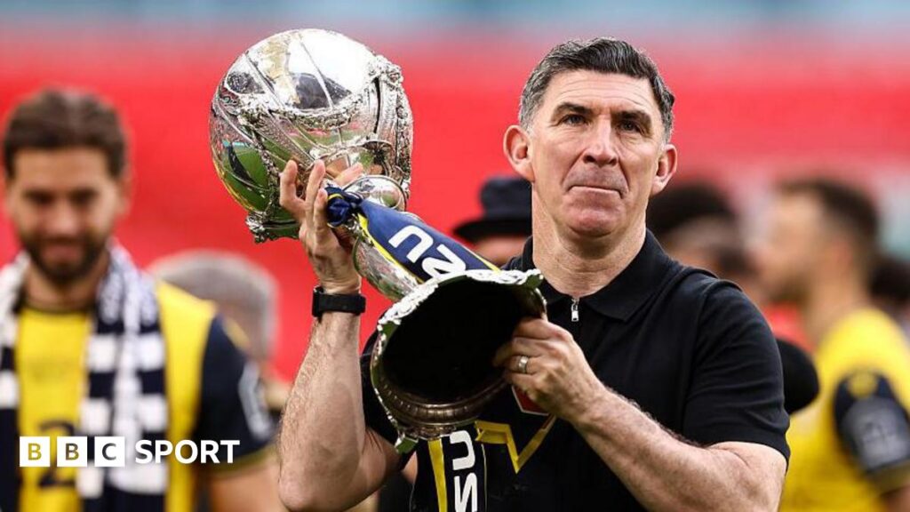 Kevin Maher: Southend sack head coach two days after FA Trophy win