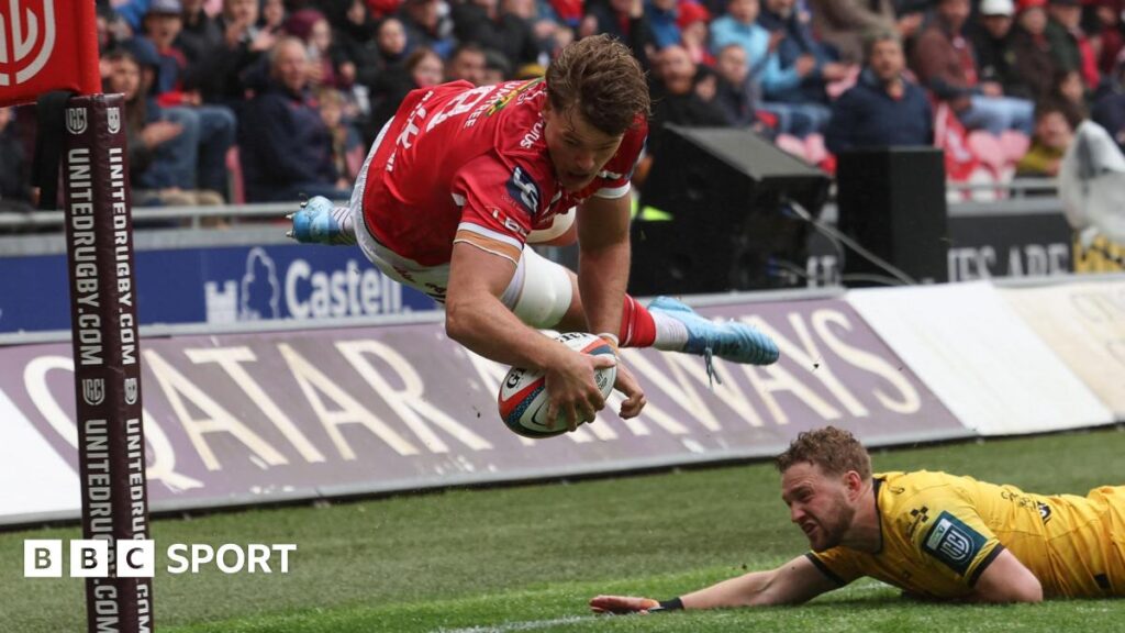 URC: Scarlets 35 -35 Dragons – Welsh rivals share spoils in derby finale