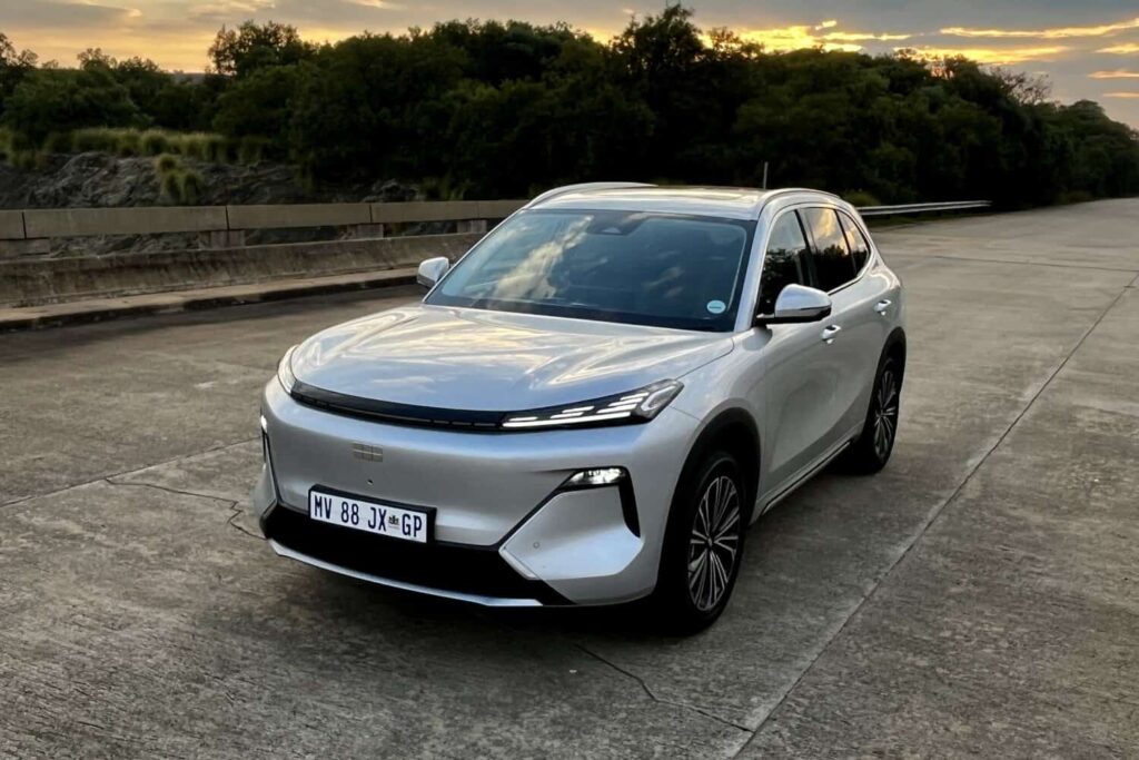 Does the Geely E5 EM-i offers anything besides fuel consumption?
