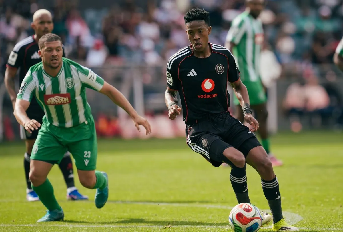 Lekoelea calls for new strikers at Orlando Pirates