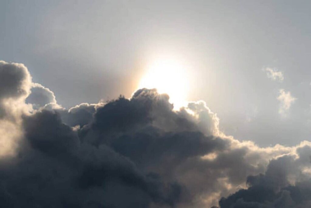 Clouds drift over Gauteng as cool weekend weather settles in