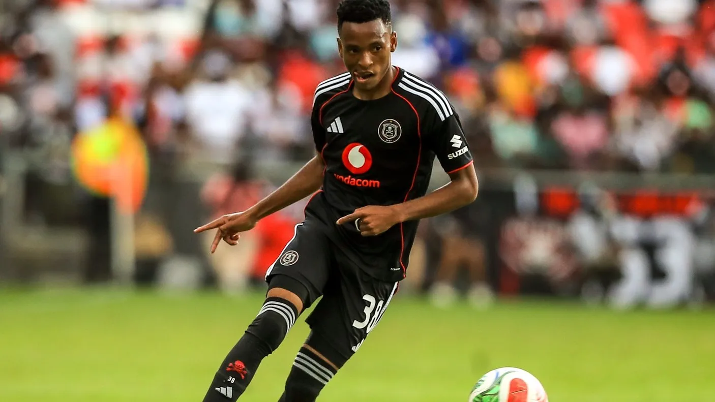 Popular Orlando Pirates star to ‘stay another year’
