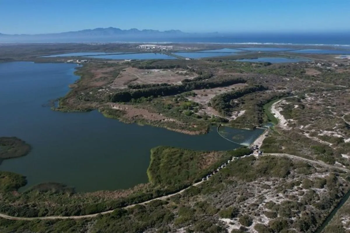 Cape Town’s massive Zeekoevlei dredging project reaches next phase