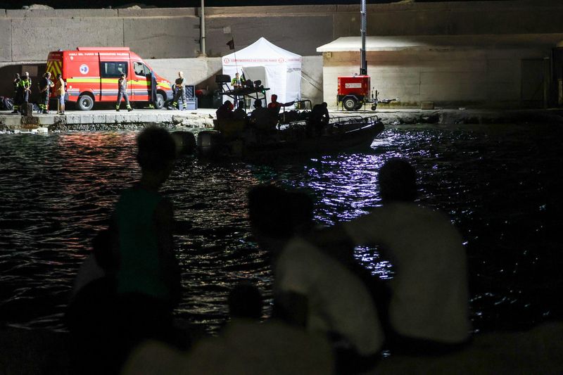 Fifty-three rescuers save man stuck in 120-metre-deep Italian cave