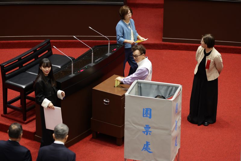 Taiwan president says keeping political status quo is key to securing supply chains