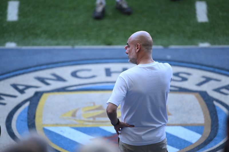 Soccer-Man City consider legal action after Real Madrid candidate’s Haaland pledge