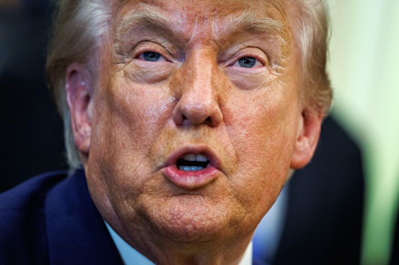 US House backs Russia sanctions, Ukraine aid, in latest blow to Trump