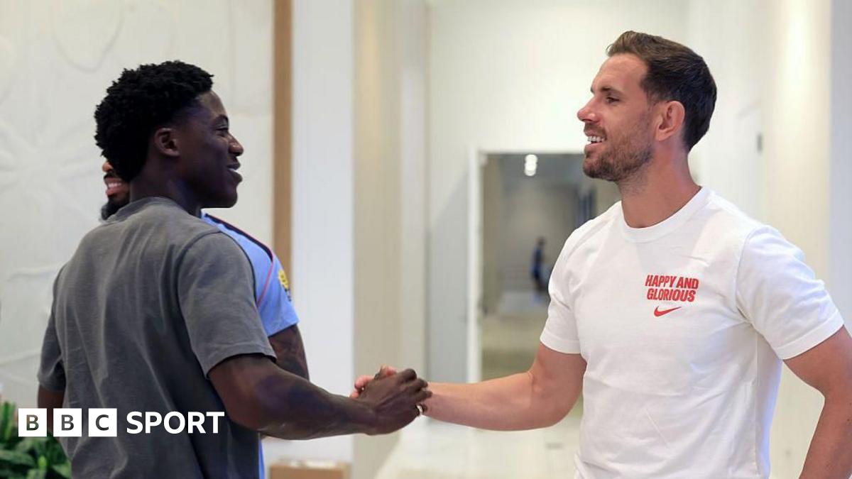 World Cup 2026: England players arrive in Florida for pre-tournament camp