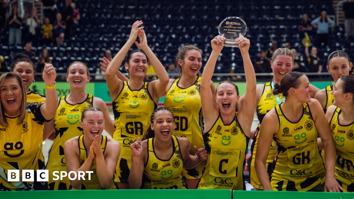 Netball Super League: Manchester Thunder reach Grand Final as Loughborough Lightning keep hopes alive
