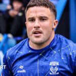 Super League: Warrington Wolves 12-4 Hull FC – Josh Smith scores two tries