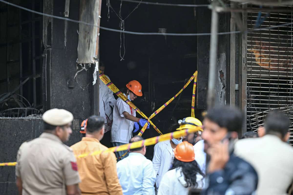 New Delhi hotel fire kills at least 21