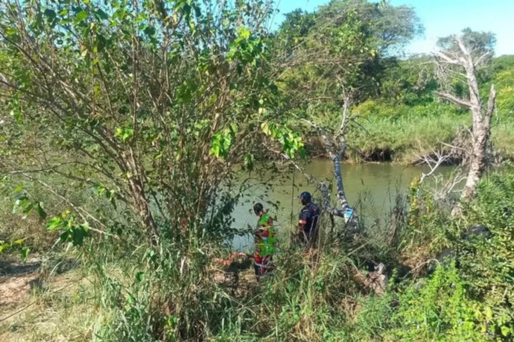 Vehicle, two bodies recovered from Crocodile River