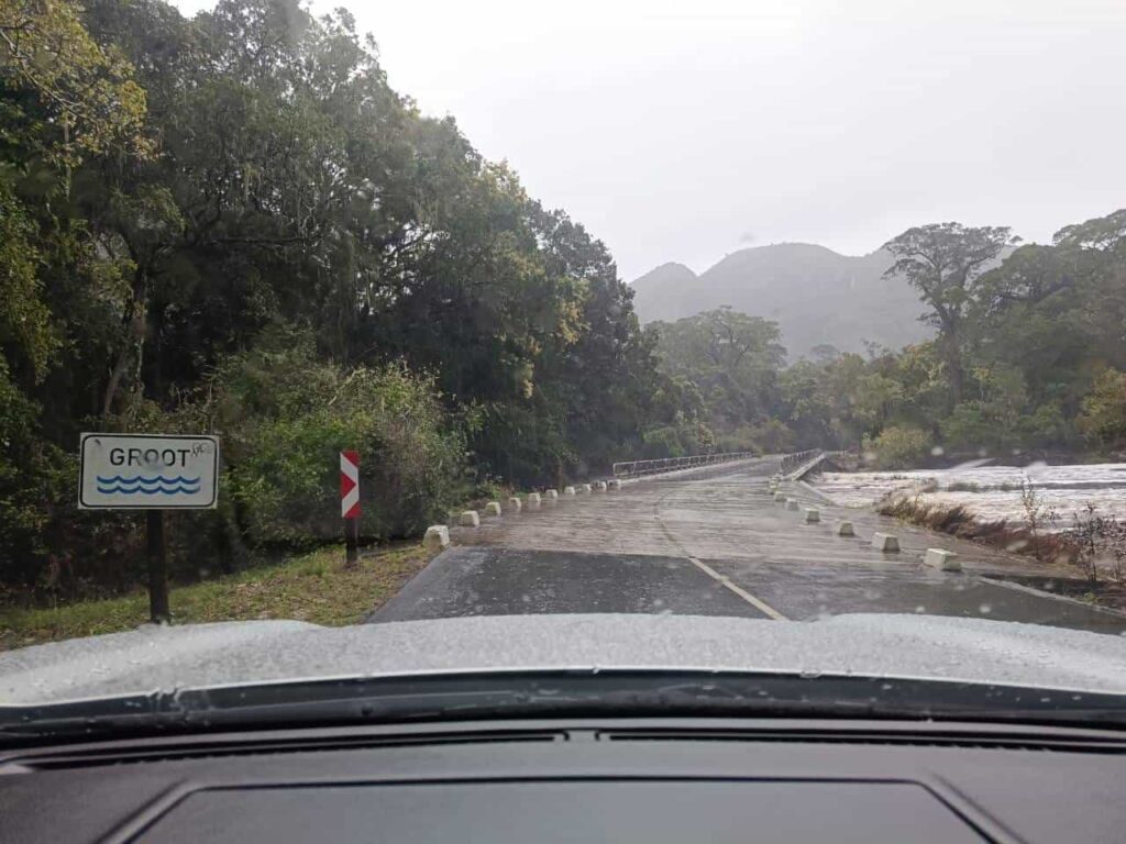 93 residents evacuated along Garden Route as severe weather alerts issued [VIDEO]