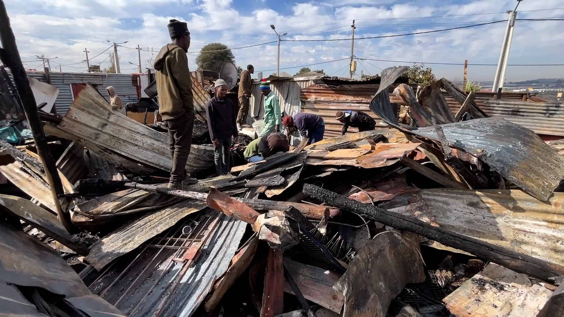 Four adult males die in Kathrada Park shack fire [video]