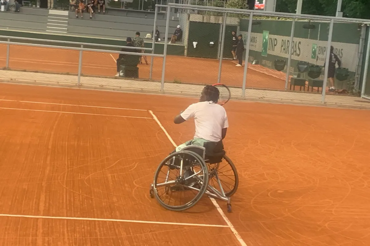 Kgothatso Montjane battles illness to secure first round French Open win