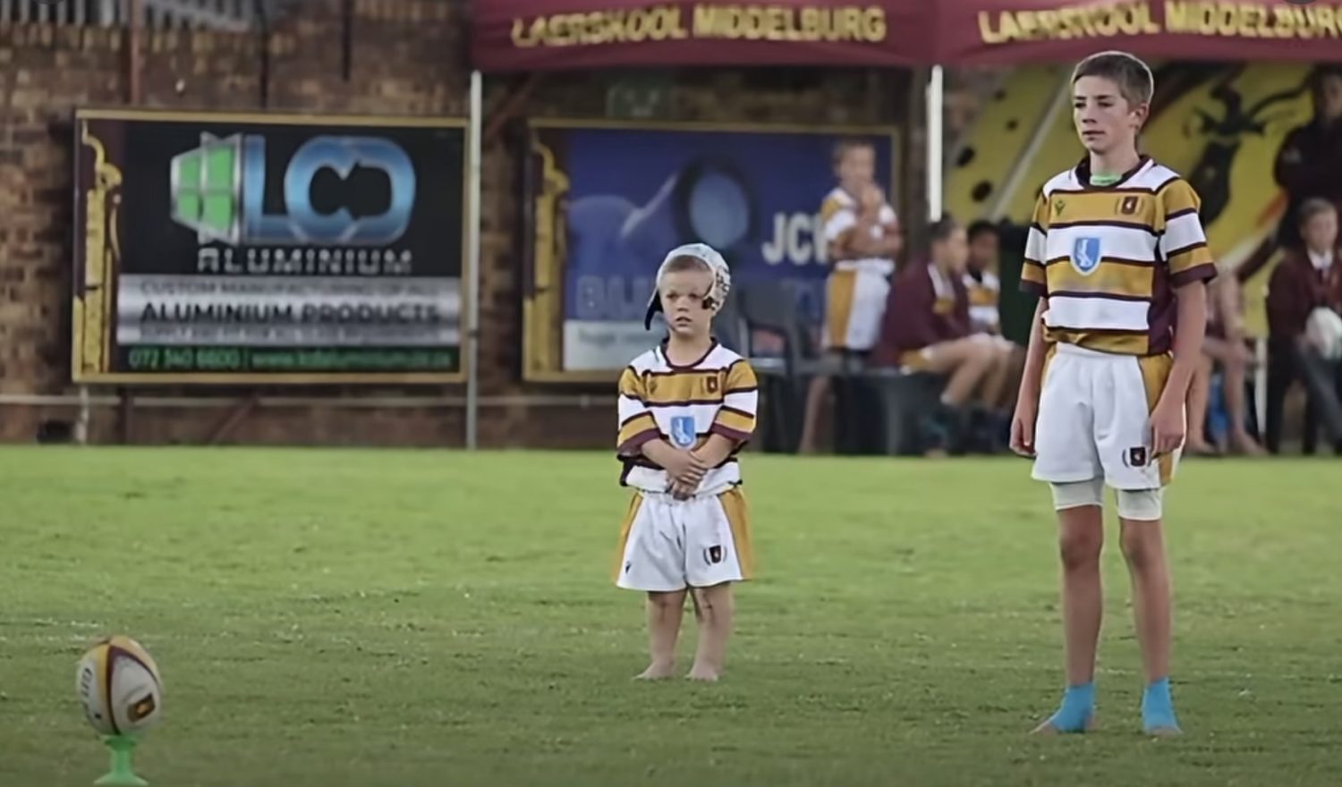 Watch: SA primary school’s kicking assistant