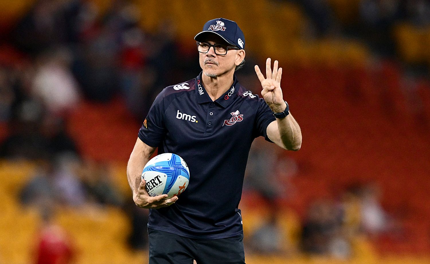 Kiss puts on Wallabies hat after Reds defeat