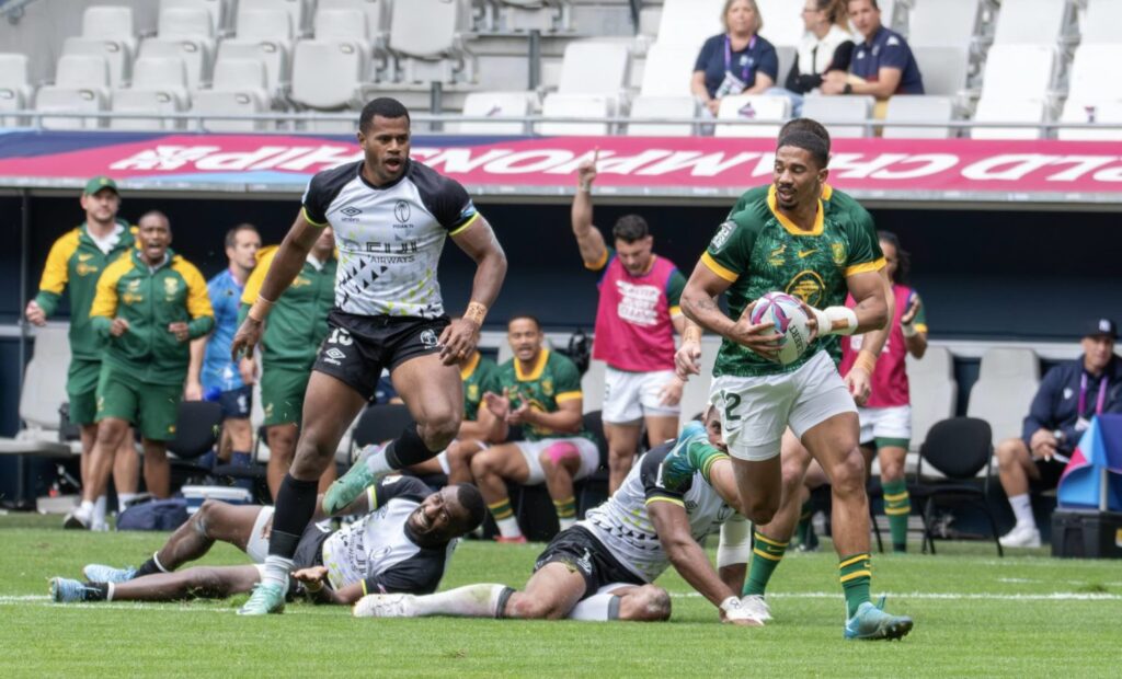 Blitzboks edge Fiji to go back to back