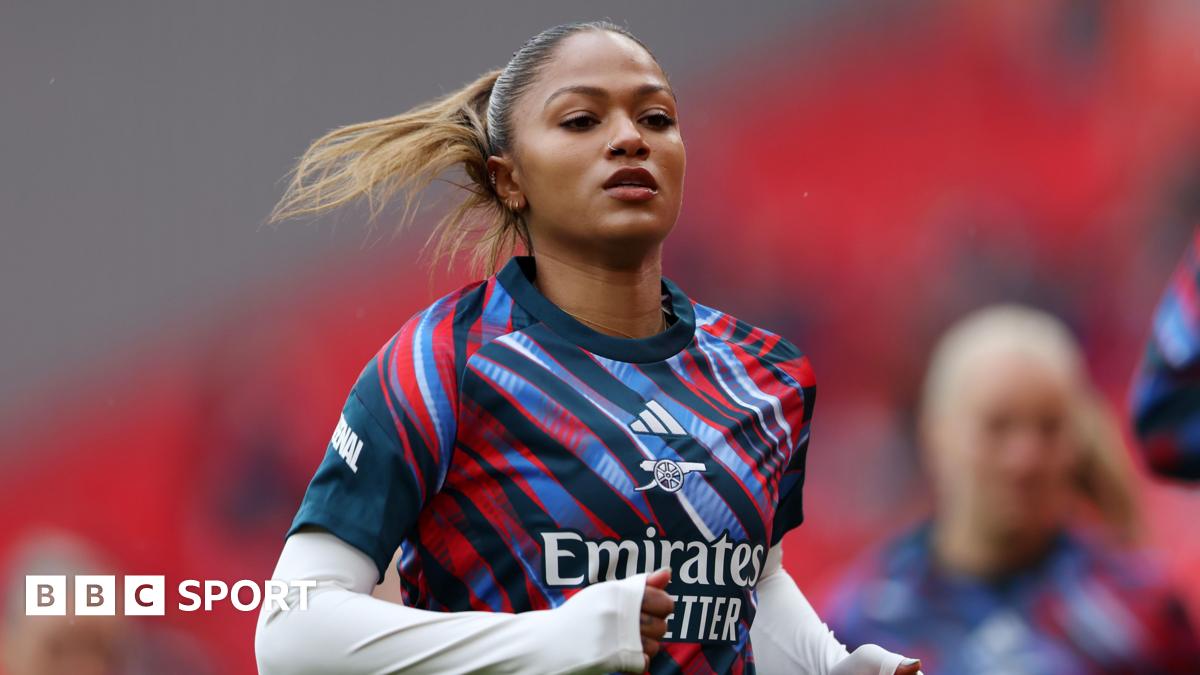 Hinds withdraws from England squad