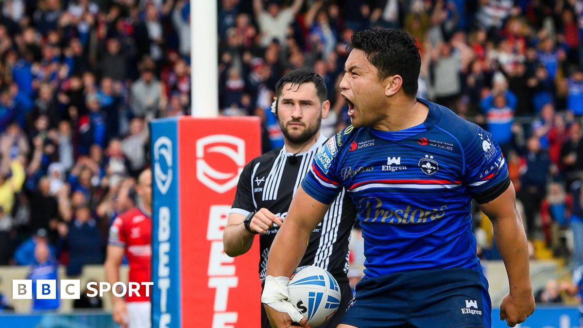 Super League: Wakefield Trinity 26-24 Hull KR – Hosts move third with late win