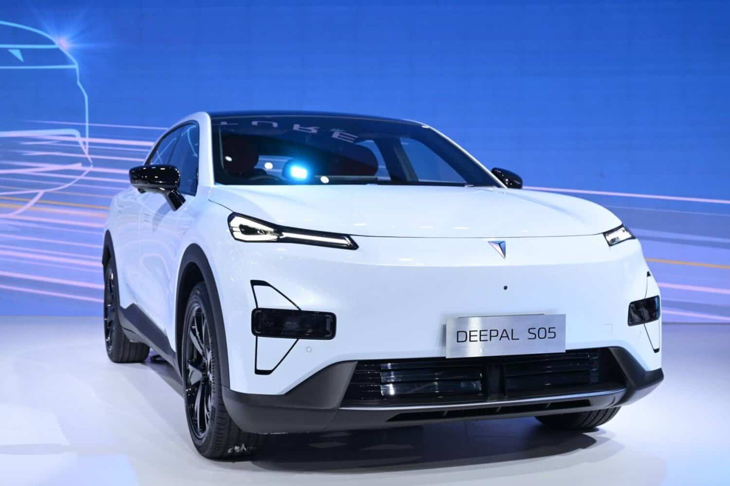 Fuel saving Changan Deepal S05 REEV almost here