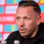 Craig Bellamy: Wales boss rejects club offers to commit to Euro 2028