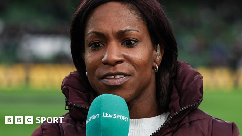 Maggie Alphonsi: RFU council member suspended for post about pundit
