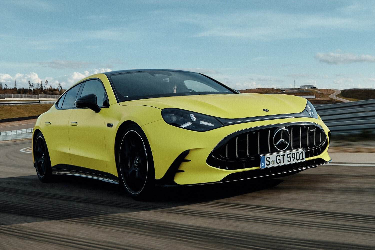 New electrifyingly fast Mercedes-AMG GT 4-Door Coupe