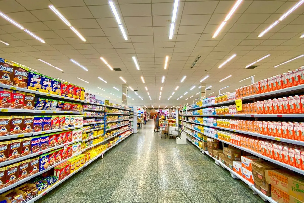 South African private sector slips into contraction in May